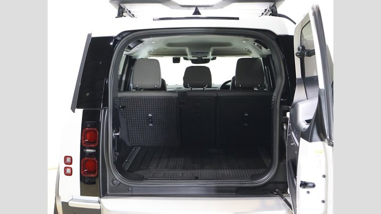 2022 認定中古車 Land Rover Defender 110 フジホワイト P300 AWD（AT） S