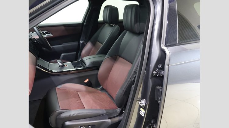 2024 認定中古車 Land Rover Range Rover Velar カルパチアングレイ D200マイルドハイブリッド（ディーゼル） スタンダードホイールベース Dynamic HSE