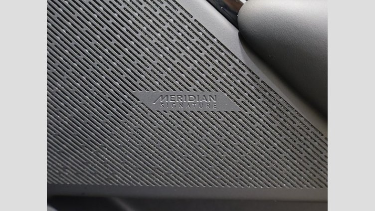 2024 認定中古車 Land Rover Range Rover Velar カルパチアングレイ D200マイルドハイブリッド（ディーゼル） スタンダードホイールベース Dynamic HSE