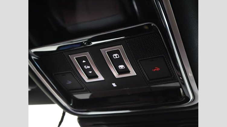 2024 認定中古車 Land Rover Range Rover Velar カルパチアングレイ D200マイルドハイブリッド（ディーゼル） スタンダードホイールベース Dynamic HSE