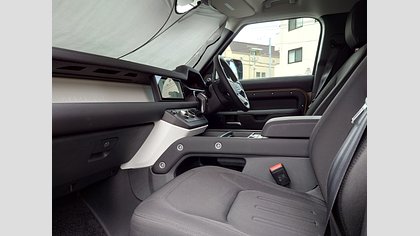 Defender 110 27