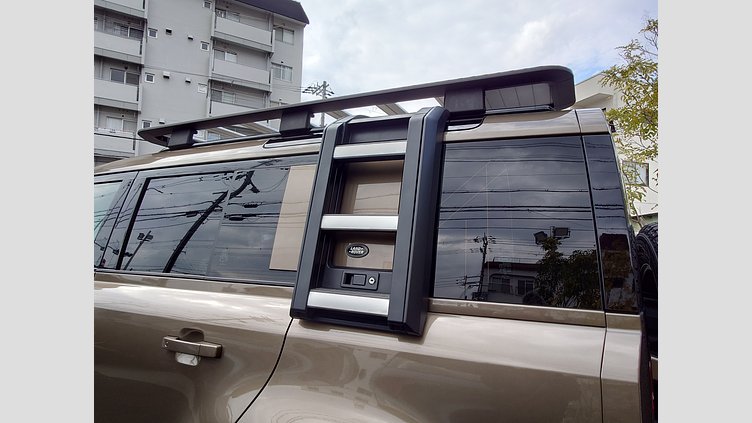 2021 認定中古車 Land Rover Defender 110 ゴンドワナストーン P300 AWD（AT） P300ベース