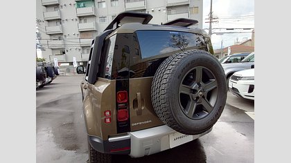 Defender 110 11