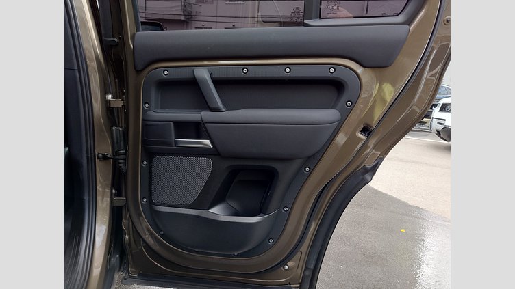 2021 認定中古車 Land Rover Defender 110 ゴンドワナストーン P300 AWD（AT） P300ベース