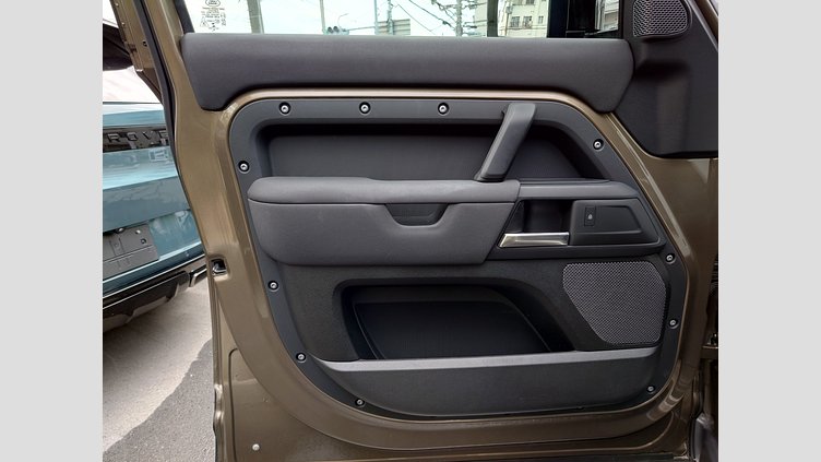 2021 認定中古車 Land Rover Defender 110 ゴンドワナストーン P300 AWD（AT） P300ベース