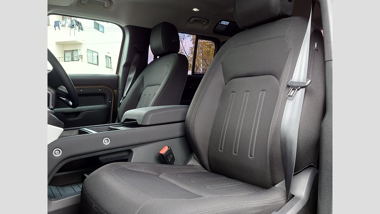 2021 認定中古車 Land Rover Defender 110 ゴンドワナストーン P300 AWD（AT） P300ベース