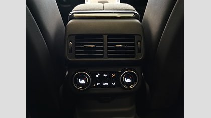 Range Rover Velar 23