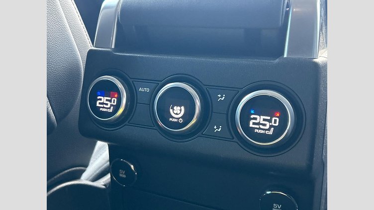 2018 認定中古車 Land Rover Discovery Yulong White 3.0 V6 Dsl Mono Turbo Std Flow Dynamic HSE