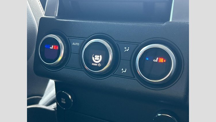 2018 認定中古車 Land Rover Discovery Yulong White 3.0 V6 Dsl Mono Turbo Std Flow Dynamic HSE