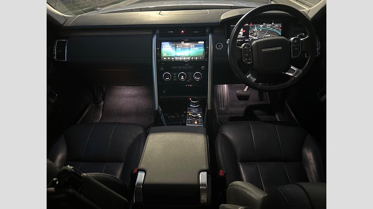 2018 認定中古車 Land Rover Discovery Yulong White 3.0 V6 Dsl Mono Turbo Std Flow Dynamic HSE