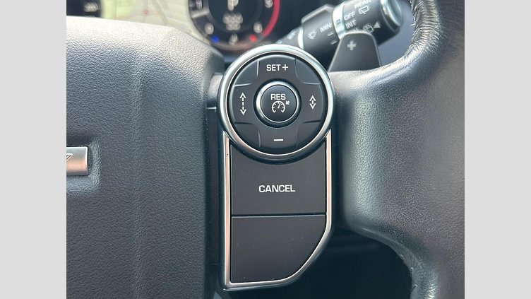 2018 認定中古車 Land Rover Discovery Yulong White 3.0 V6 Dsl Mono Turbo Std Flow Dynamic HSE