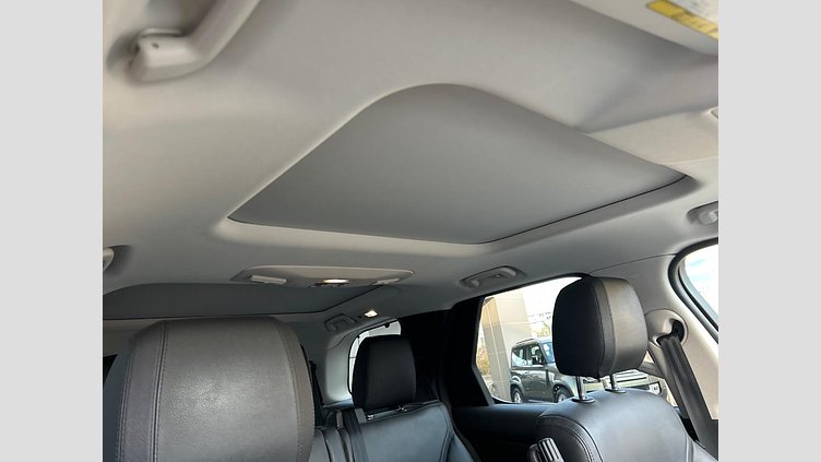 2018 認定中古車 Land Rover Discovery Yulong White 3.0 V6 Dsl Mono Turbo Std Flow Dynamic HSE