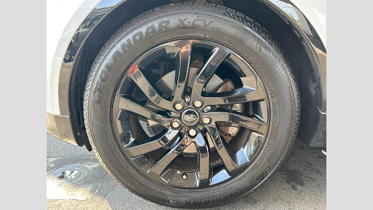 2018 認定中古車 Land Rover Discovery Yulong White 3.0 V6 Dsl Mono Turbo Std Flow Dynamic HSE