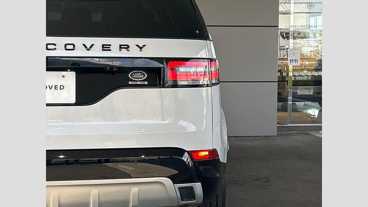 2018 認定中古車 Land Rover Discovery Yulong White 3.0 V6 Dsl Mono Turbo Std Flow Dynamic HSE