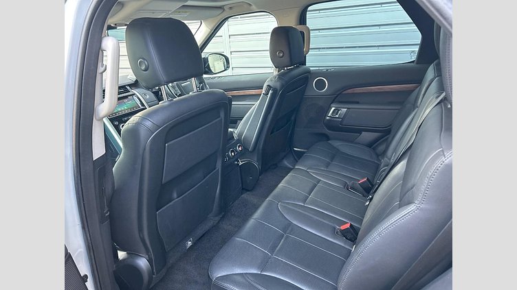 2018 認定中古車 Land Rover Discovery Yulong White 3.0 V6 Dsl Mono Turbo Std Flow Dynamic HSE