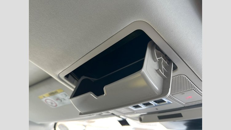 2018 認定中古車 Land Rover Discovery Yulong White 3.0 V6 Dsl Mono Turbo Std Flow Dynamic HSE