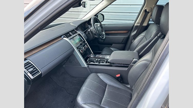 2018 認定中古車 Land Rover Discovery Yulong White 3.0 V6 Dsl Mono Turbo Std Flow Dynamic HSE