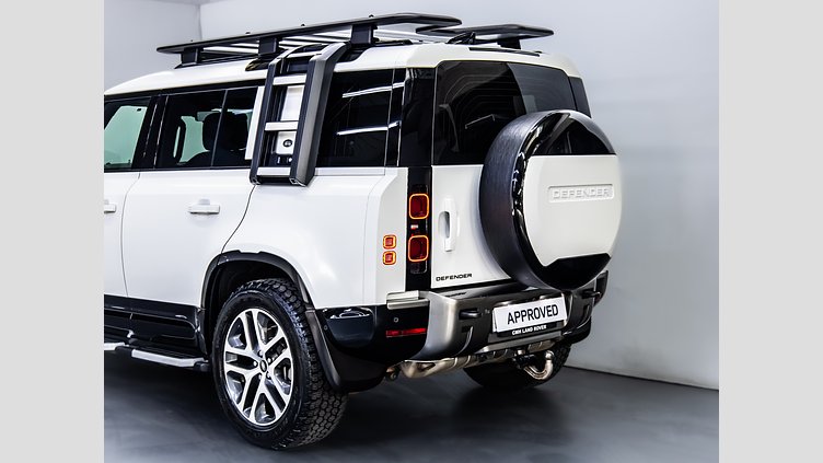 2023 Approved Land Rover Defender 110 Fuji White AWD 110 D300 HSE X-Dynamic