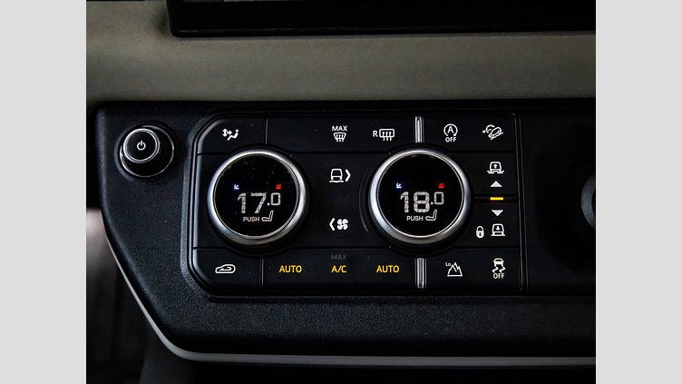 2023 Approved Land Rover Defender 110 Fuji White AWD 110 D300 HSE X-Dynamic