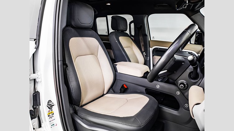 2023 Approved Land Rover Defender 110 Fuji White AWD 110 D300 HSE X-Dynamic