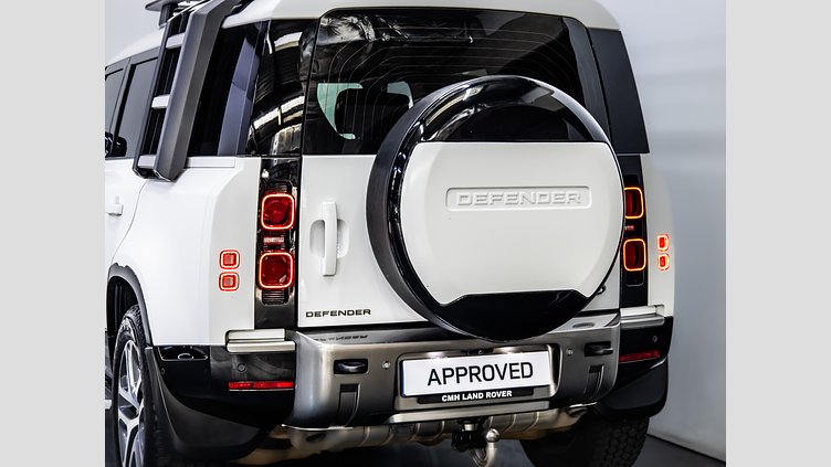2023 Approved Land Rover Defender 110 Fuji White AWD 110 D300 HSE X-Dynamic