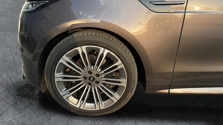 2025 Approved Land Rover Range Rover Sport Charente Grey 3.0 literes, soros 6 hengeres benzin plug-in hybrid, 460 LE, automata váltó, összkerékhajtás Dynamic HSE P460e