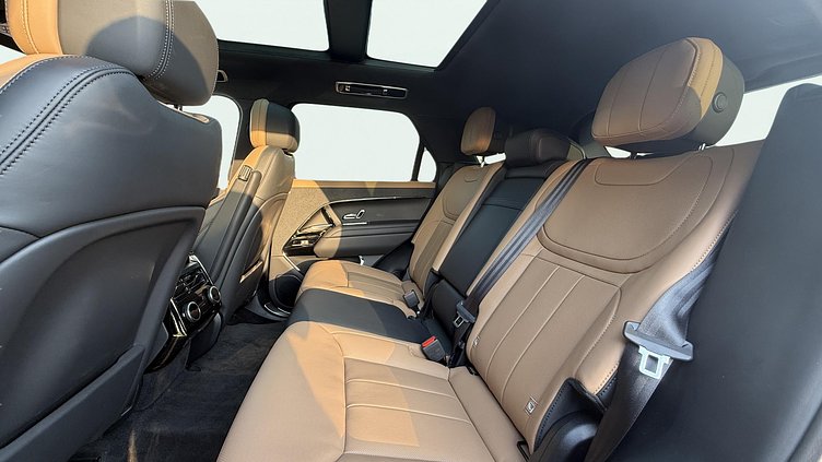 2025 Approved Land Rover Range Rover Sport Charente Grey 3.0 literes, soros 6 hengeres benzin plug-in hybrid, 460 LE, automata váltó, összkerékhajtás Dynamic HSE P460e