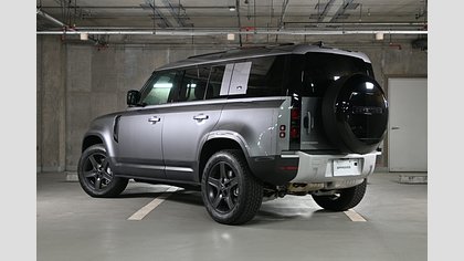 Defender 110 3
