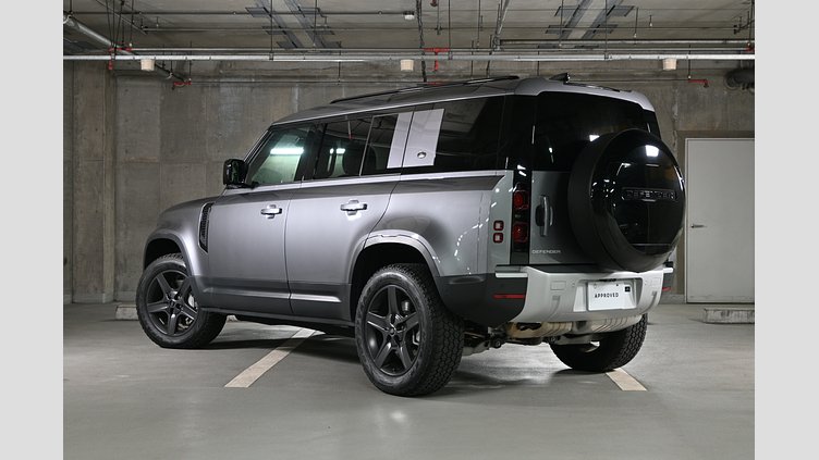 2024 認定中古車 Land Rover Defender 110 アイガーグレイ D300 AWD（AT） S