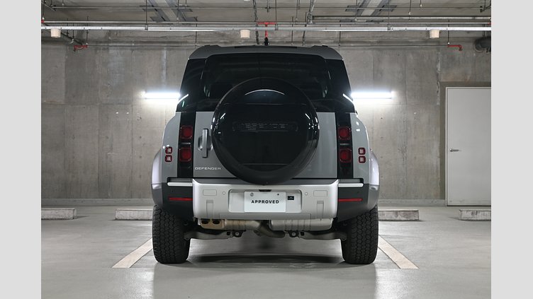 2024 認定中古車 Land Rover Defender 110 アイガーグレイ D300 AWD（AT） S