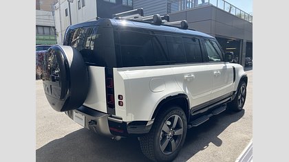 Defender 110 4