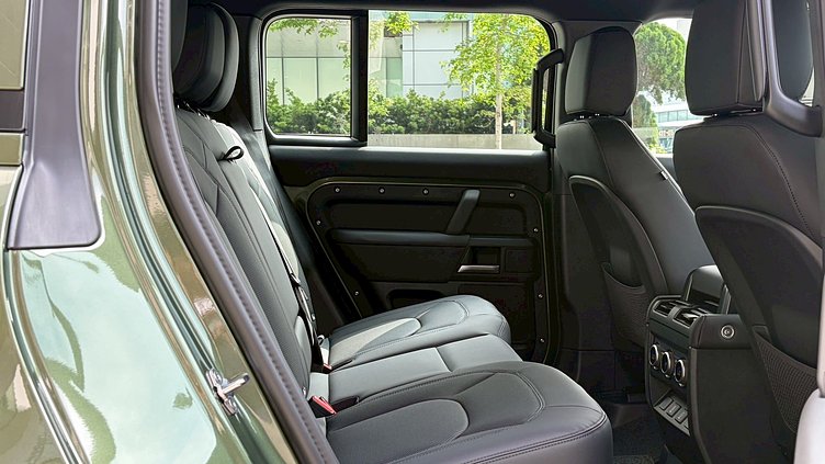 2026 新車 Land Rover Defender 110 (1LQ) Woolstone Green 伍爾斯通綠 D250  輕油電混合 X-Dynamic SE