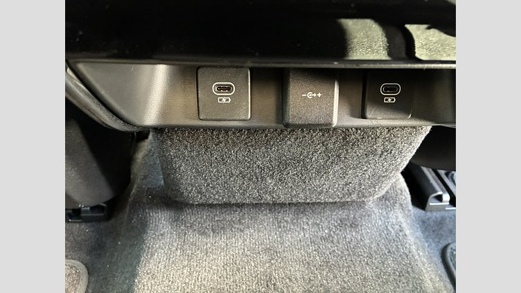 2024 認定中古車 Land Rover Range Rover Sport シャラントグレイ D300マイルドハイブリッド スタンダードホイールベース Dynamic SE