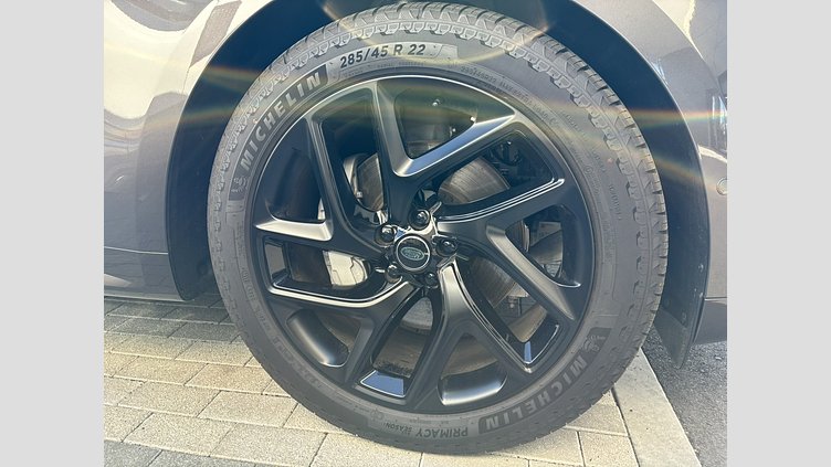 2024 認定中古車 Land Rover Range Rover Sport シャラントグレイ D300マイルドハイブリッド スタンダードホイールベース Dynamic SE