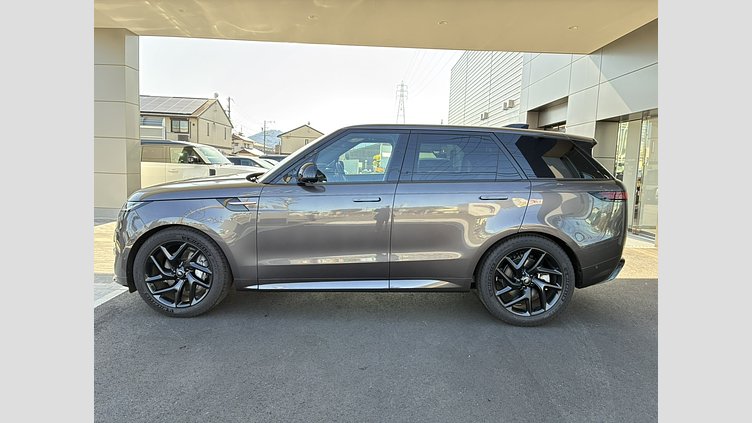 2024 認定中古車 Land Rover Range Rover Sport シャラントグレイ D300マイルドハイブリッド スタンダードホイールベース Dynamic SE