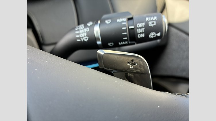 2024 認定中古車 Land Rover Range Rover Sport シャラントグレイ D300マイルドハイブリッド スタンダードホイールベース Dynamic SE