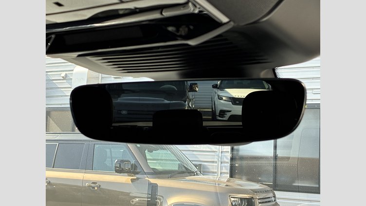 2024 認定中古車 Land Rover Range Rover Sport シャラントグレイ D300マイルドハイブリッド スタンダードホイールベース Dynamic SE