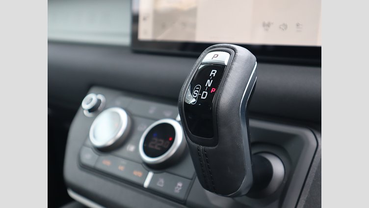 2023 認定中古車 Land Rover Defender 90 Santorini Black 2.0 litre i4P Petrol ベースグレード