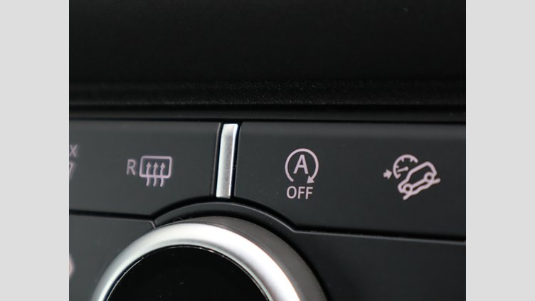 2023 認定中古車 Land Rover Defender 90 Santorini Black 2.0 litre i4P Petrol ベースグレード