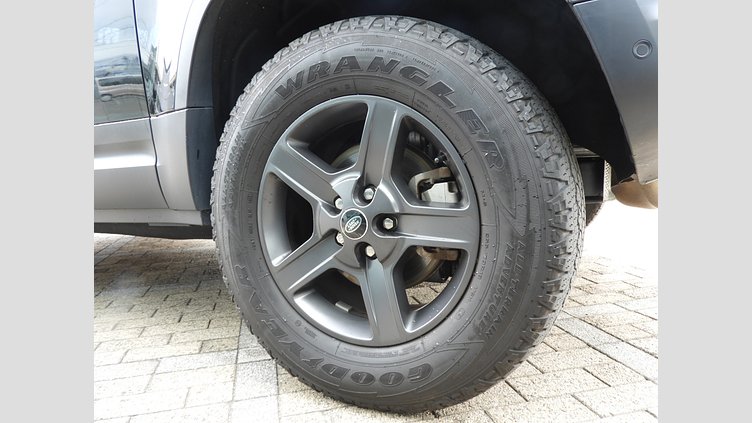 2023 認定中古車 Land Rover Defender 90 Santorini Black 2.0 litre i4P Petrol ベースグレード