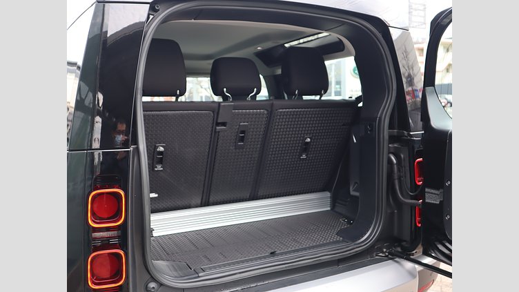 2023 認定中古車 Land Rover Defender 90 Santorini Black 2.0 litre i4P Petrol ベースグレード