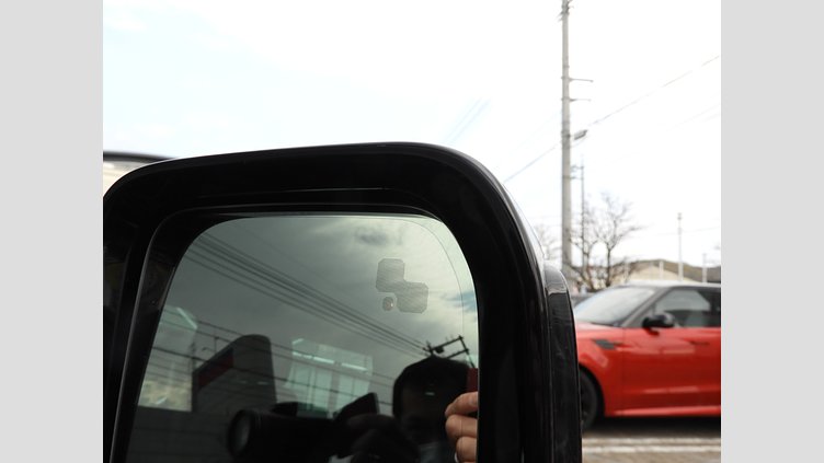 2023 認定中古車 Land Rover Defender 90 Santorini Black 2.0 litre i4P Petrol ベースグレード