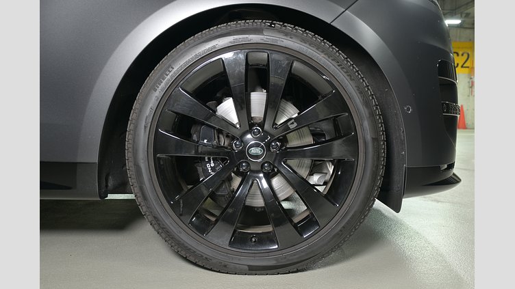 2025 認定中古車 Land Rover Range Rover Sport カルパチアングレイ D300マイルドハイブリッド スタンダードホイールベース Dynamic SE