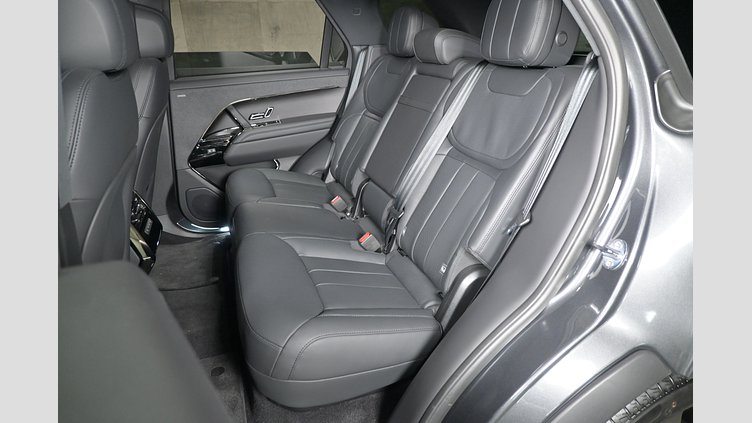 2025 認定中古車 Land Rover Range Rover Sport カルパチアングレイ D300マイルドハイブリッド スタンダードホイールベース Dynamic SE