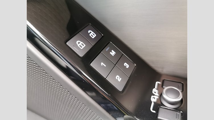 2023 認定中古車 Land Rover Range Rover Velar ポルトフィーノブルー D200 AWD（オートマチック） MHEV R-DYNAMIC S