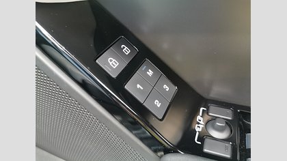 Range Rover Velar 27