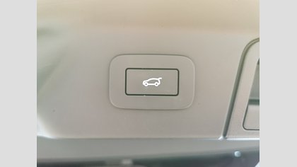 Range Rover Velar 15