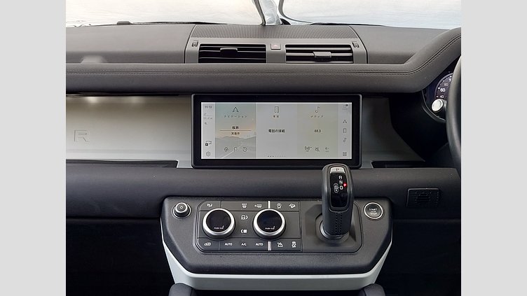 2022 認定中古車 Land Rover Defender 110 ゴンドワナストーン P300 AWD（AT） SE