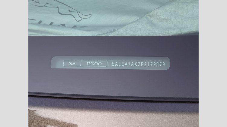 2022 認定中古車 Land Rover Defender 110 ゴンドワナストーン P300 AWD（AT） SE