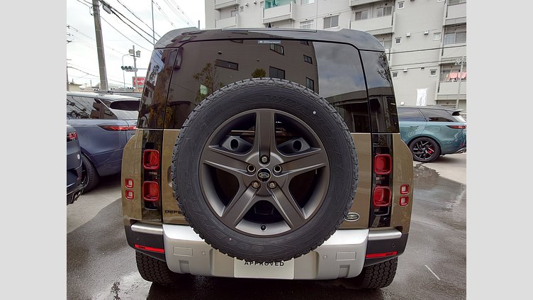 2022 認定中古車 Land Rover Defender 110 ゴンドワナストーン P300 AWD（AT） SE